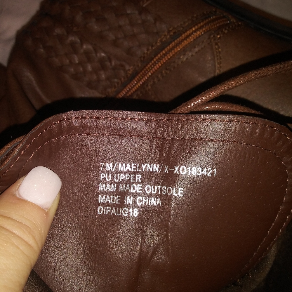 Brand new brown lace boots